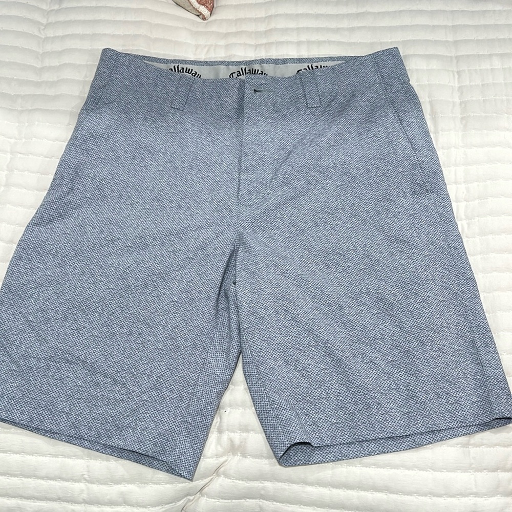 GOLF SHORTS (run small)